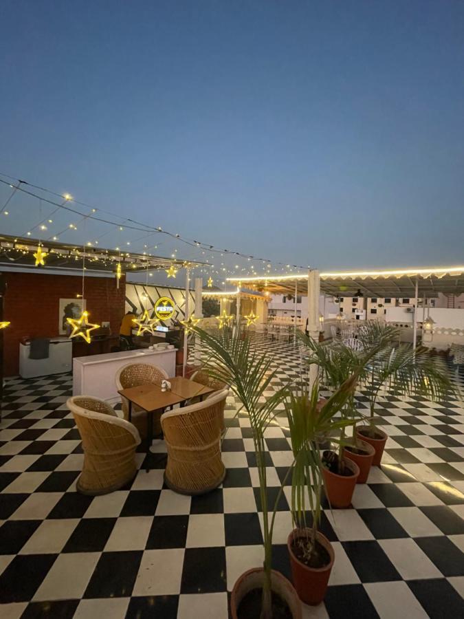 Hotel Tree Of Heaven Udaipur Exterior foto