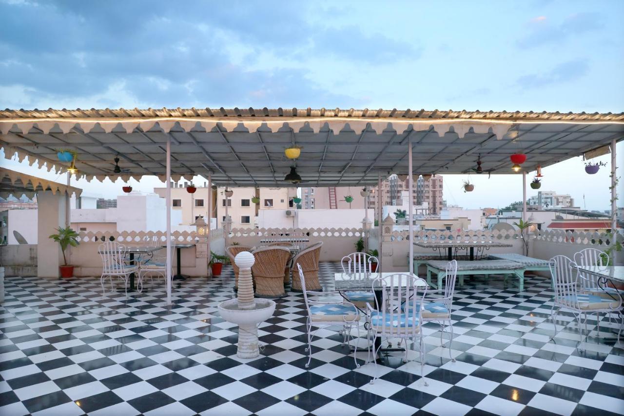 Hotel Tree Of Heaven Udaipur Exterior foto