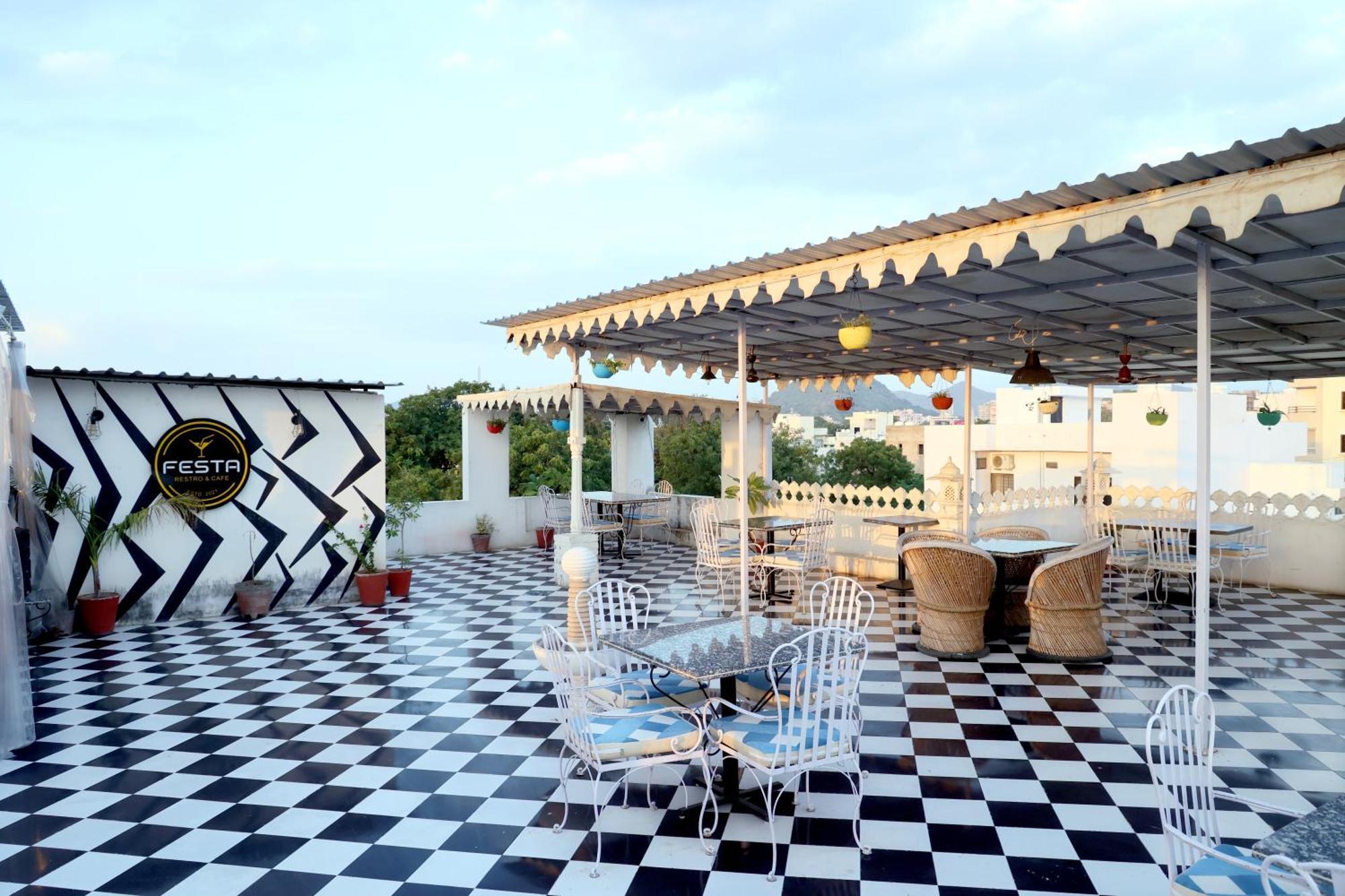 Hotel Tree Of Heaven Udaipur Exterior foto